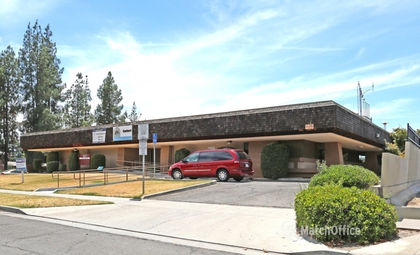 1800 m² Business space in Fresno, CA, 3727 N First St (93726) - 2 | MatchOffice.com