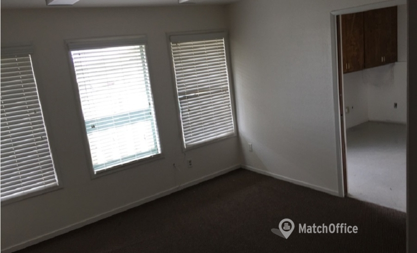 1800 m² Business center in Visalia, CA, 2407 W Whitendale Ave (93277) - 4 | MatchOffice