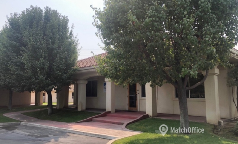 1500 m² Serviced office in Fresno, CA, 3245 & 3255 W. Figarden (93711) - 0 | MatchOffice