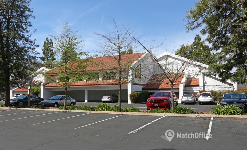 7510 m² Business center in Fresno, CA, 2377 West Shaw Ave (93711) - 0 | MatchOffice.com