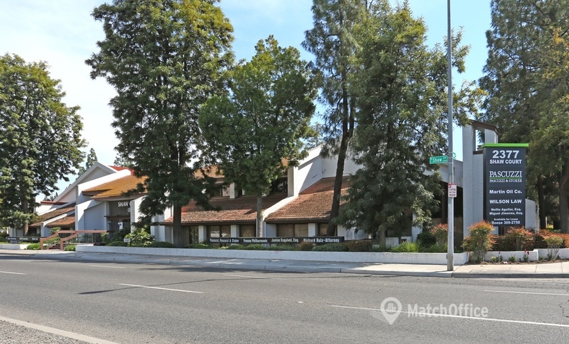 7510 m² Business space in Fresno, CA, 2377 West Shaw Ave (93711) - 1 | MatchOffice