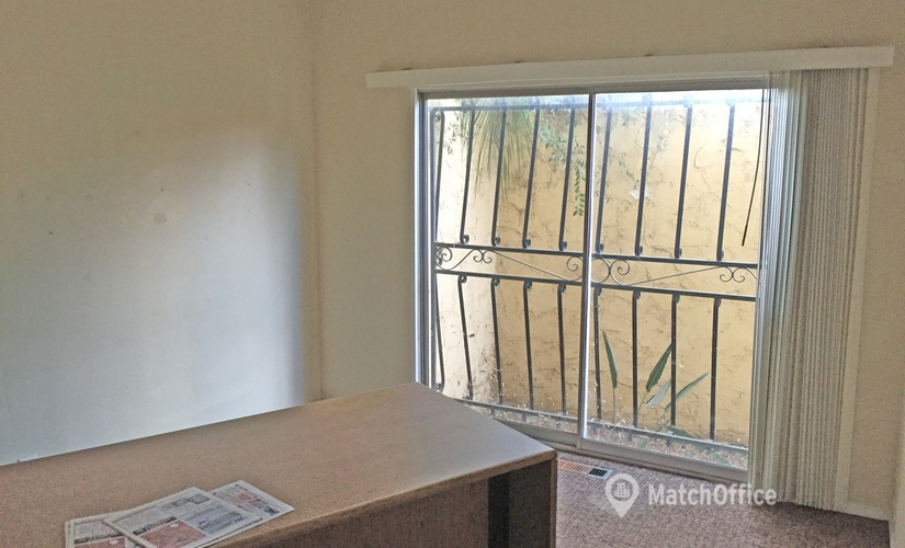 3000 m² Business center in Porterville, CA, 303 W Henderson Ave (93257) - 0 | MatchOffice