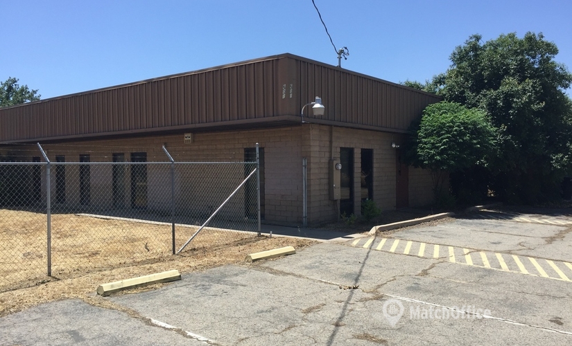 2500 m² Business space in Porterville, CA, 601 S Main St (93257) - 2 | MatchOffice.com