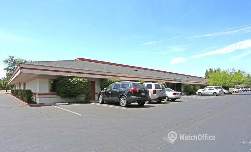 48688 m² Business park in Fresno, CA, 3710 N First Street (93726) - 0 | MatchOffice