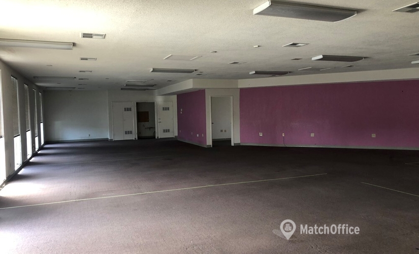 8219 m² Business center in Fresno, CA, 2971 N Maroa Ave (93704) - 3 | MatchOffice.com