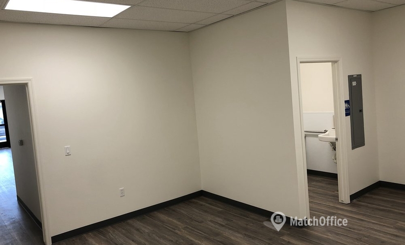 4500 m² Serviced office in Fresno, CA, 315 E Shields Ave (93704) - 4 | MatchOffice.com