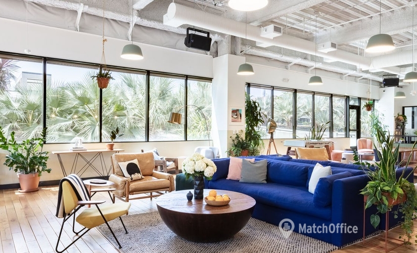 5382 m² Business space in Los Angeles, CA, Rosecrans Avenue 1240 (90266) - 1 | MatchOffice