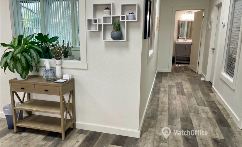 100 m² Coworking  in Sacramento, CA, 5740 Windmill Way Ste. 8  (95608) - 2 | MatchOffice.com