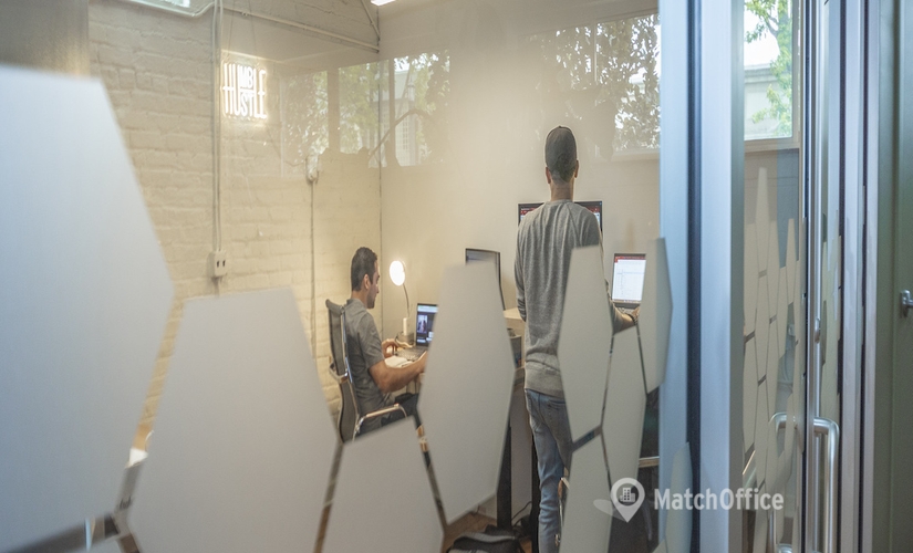 39 m² Flexible office available to rent in Evanston, IL, 805 Greenwood Street, 60201 - 3 | MatchOffice.com