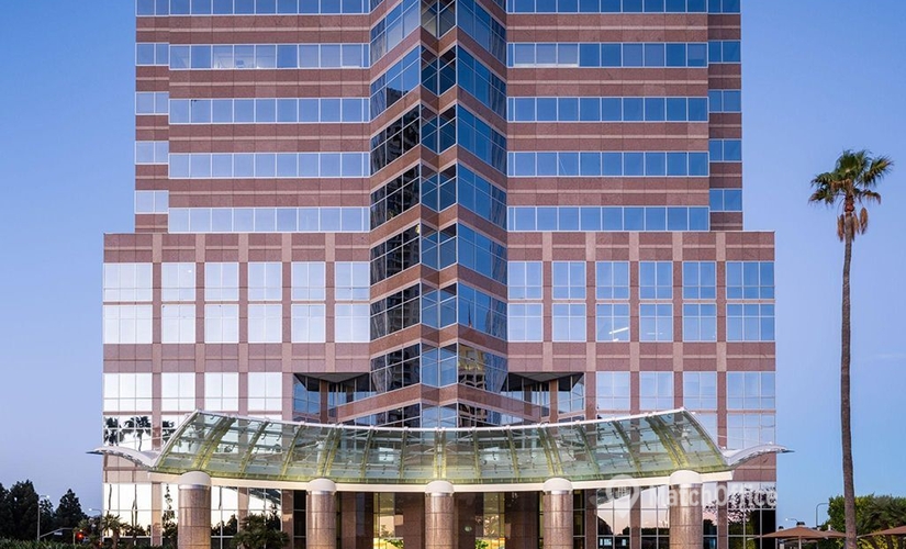 240 m² Serviced office in Los Angeles, CA, 2121 Avenue of the Stars (90067) - 3 | MatchOffice.com