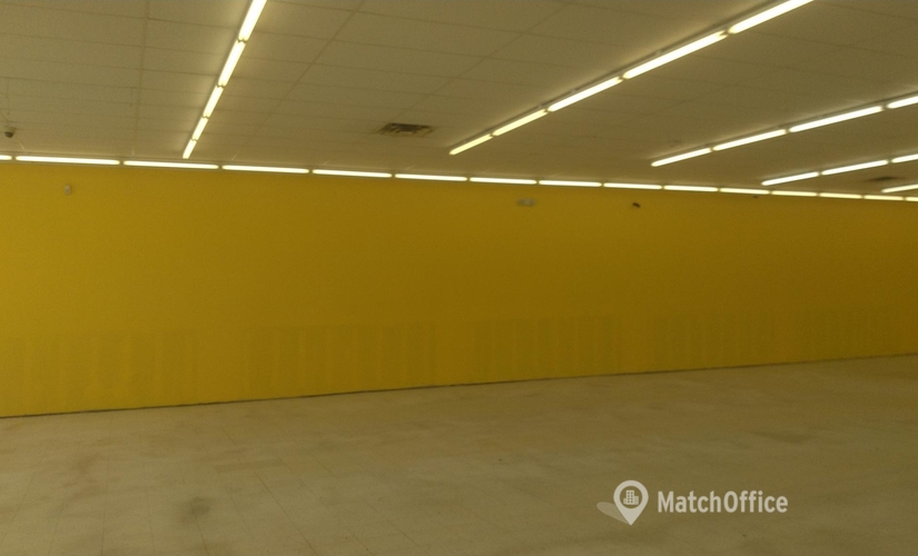 9646 m² Store for rent in North Miami, FL, Northeast 125th Street 401 (33161) - 0 | MatchOffice