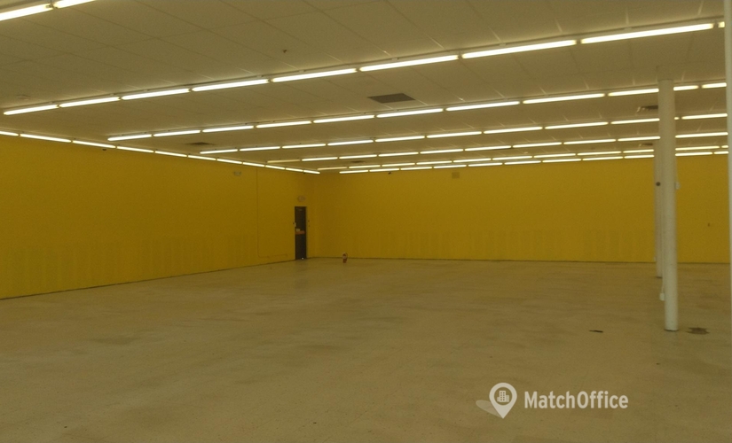 9646 m² Commercial shop for rent in North Miami, FL, Northeast 125th Street 401 (33161) - 0 | MatchOffice.com