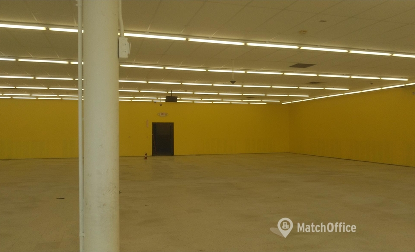 9646 m² Commercial shop for rent in North Miami, FL, Northeast 125th Street 401 (33161) - 0 | MatchOffice