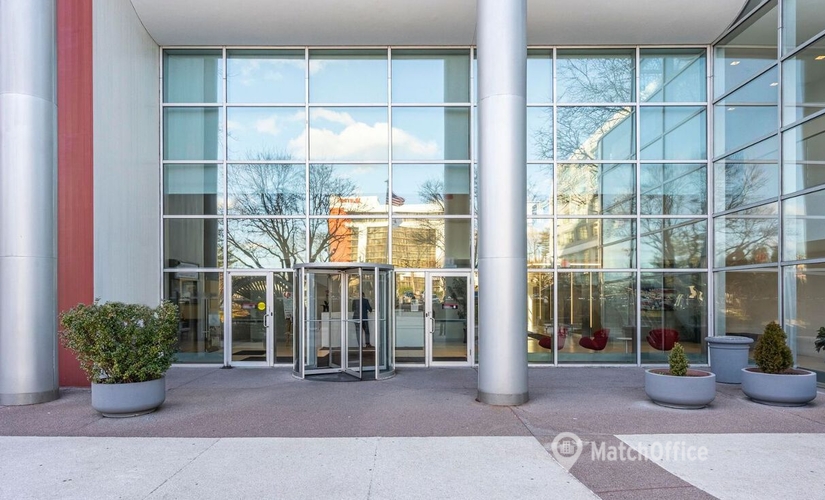 2691 m² Business center in Saddle Brook, NJ, Park 80 West (07663) - 1 | MatchOffice.com