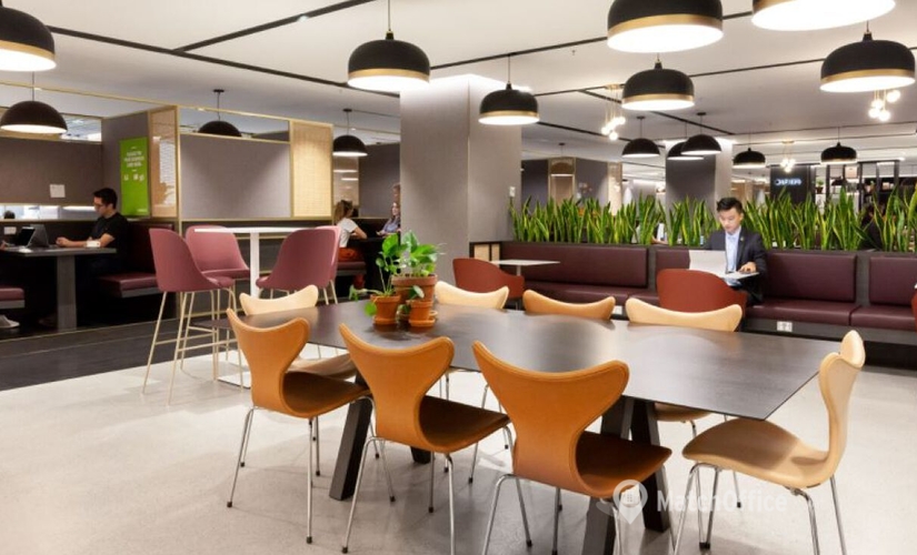 1076 m² Conference hall in Baltimore, MD, West Ostend Street 145 (21230) - 0 | MatchOffice.com