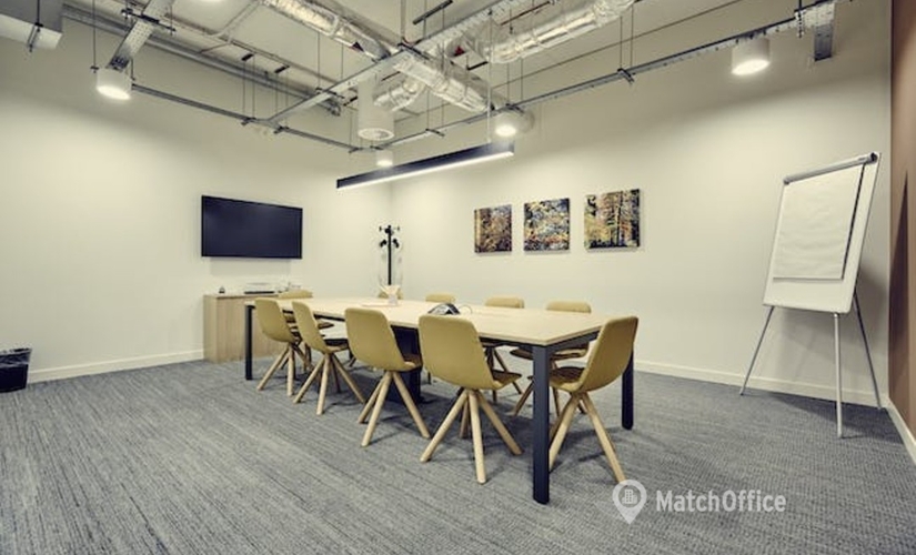 1076 m² Conference center in Cary, NC, Centregreen Way 5000 (27513) - 2 | MatchOffice.com