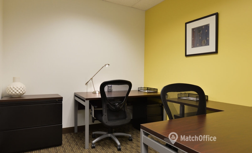 3229 m² Business center in Maumee, OH, 1715 Indian Wood Circle (43537) - 2 | MatchOffice.com