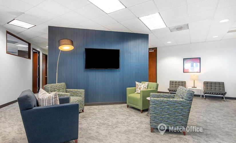 1076 m² Business park in Charlotte, NC, North Tryon Street 101 (28202) - 0 | MatchOffice.com