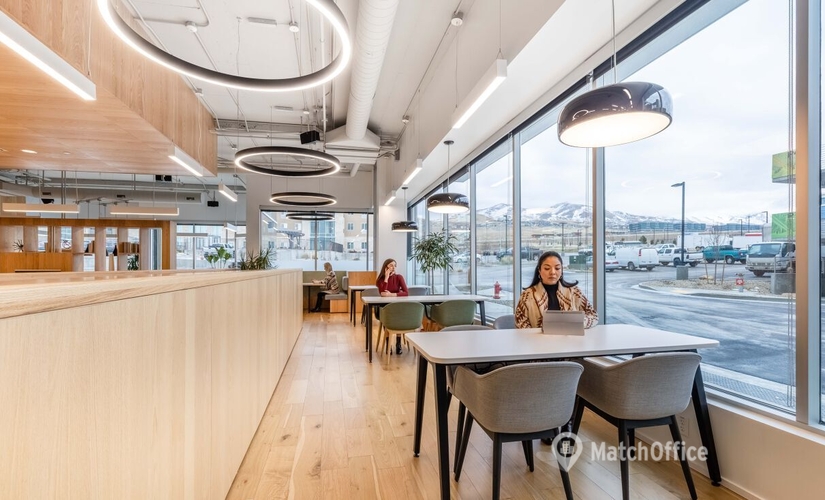 1076 m² Business center in Lehi, UT, 3300 N Triumph Blvd (84043) - 4 | MatchOffice.com