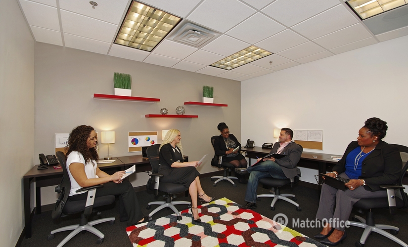 1076 m² Conference hall in Fort Pierce, FL, 130 S. Indian River Drive (34950) - 1 | MatchOffice