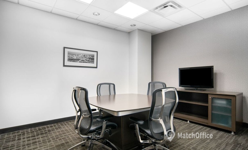 1076 m² Convention center in Chandler, AZ, West Ray Road 3100 (85226) - 1 | MatchOffice.com