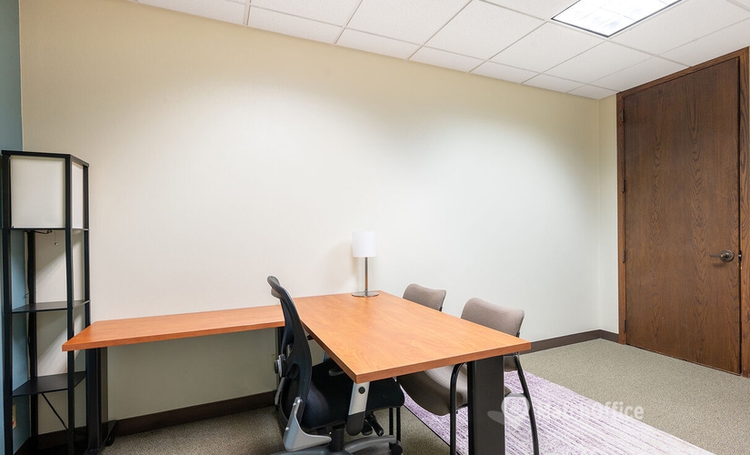 1076 m² Meeting room in Milwaukee, WI, East Wisconsin Avenue 250 (53202) - 4 | MatchOffice.com