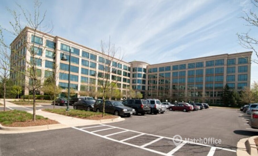 2691 m² Shared office  in Schaumburg, IL, 10 N. Martingale Rd. (60173) - 1 | MatchOffice