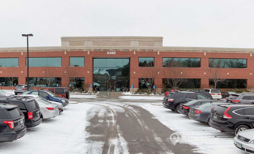 1076 m² Conference room in Eden Prairie, MN, Shady Oak Road 6385 (55344) - 4 | MatchOffice.com