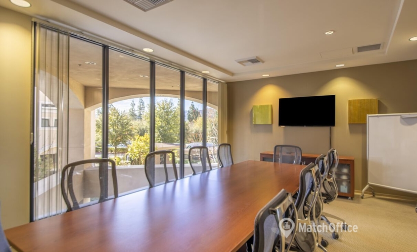 Virtual office space in Westlake Village, CA, 2945 Townsgate Road (91361) - 1 | MatchOffice.com