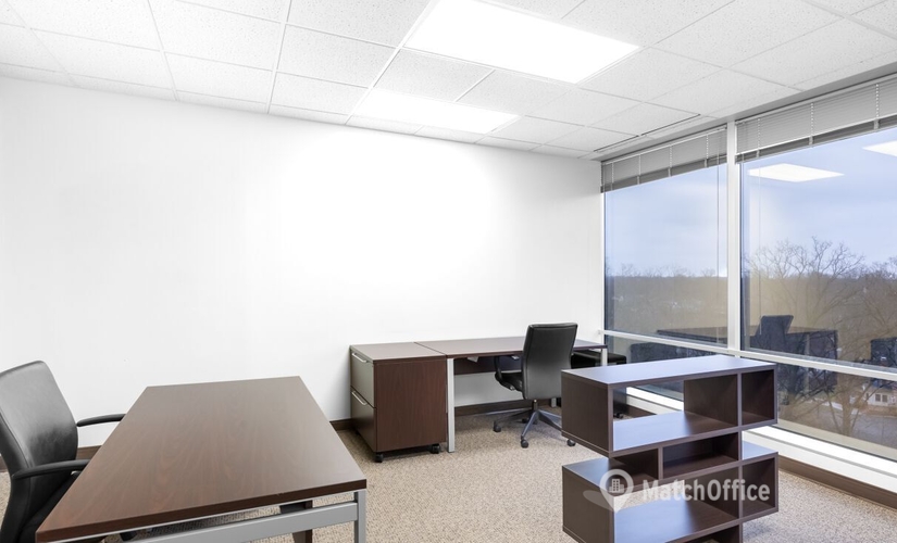 1076 m² Conference hall in Cincinnati, OH, 8044 Montgomery Road (45236) - 3 | MatchOffice.com