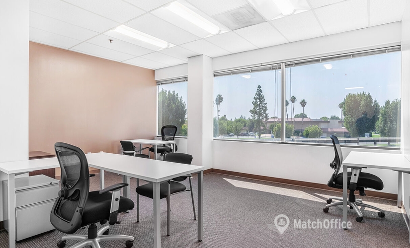 1076 m² Conference room in Bakersfield, CA, 4900 California Avenue (93309) - 3 | MatchOffice.com