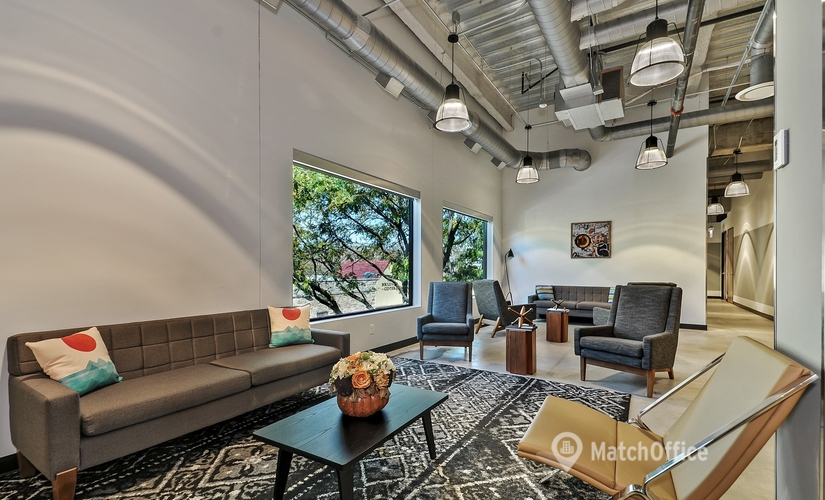 1076 m² Conference space in Chicago, IL, 5113 South Harper (60615) - 3 | MatchOffice