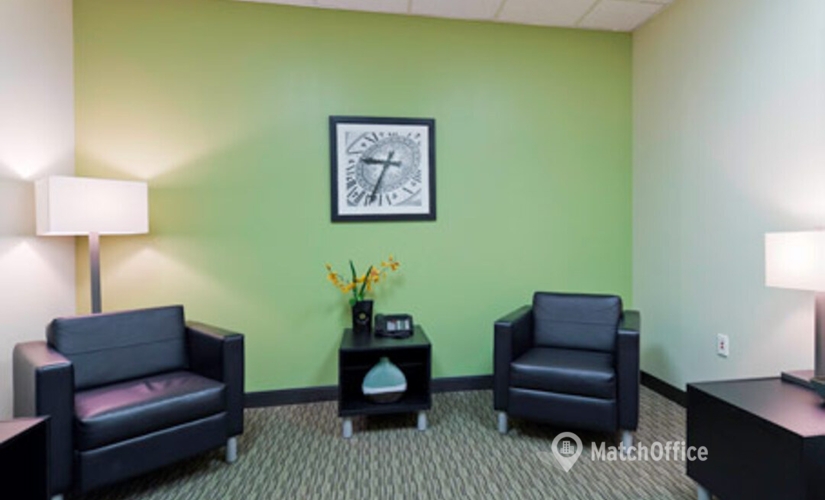 1076 m² Conference hall in Melville, NY, 200 Broadhollow Road (11747) - 2 | MatchOffice