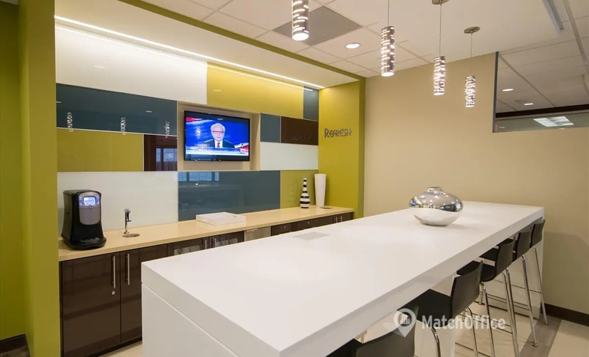 2691 m² Business space in Houston Central, TX, 2950 North Loop West (77092) - 0 | MatchOffice.com