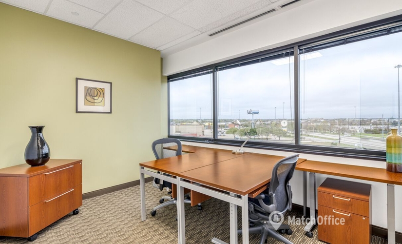 2691 m² Business park in Houston Central, TX, 8300 FM 1960 West (77070) - 1 | MatchOffice.com