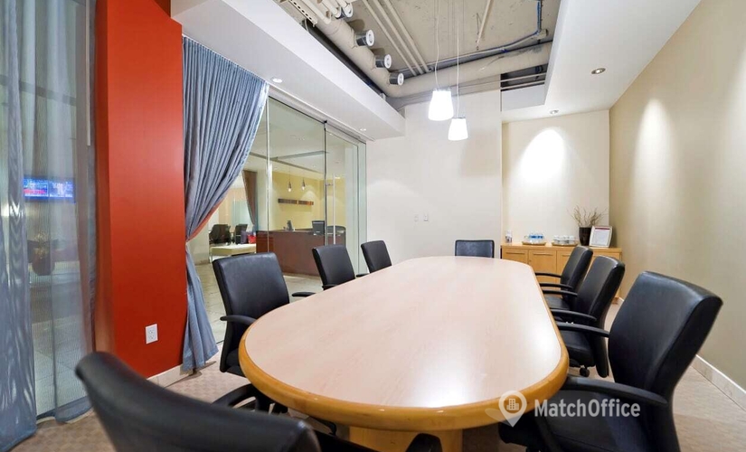 Virtual office space in Phoenix, AZ, 2575 East Camelback (85016) - 2 | MatchOffice.com