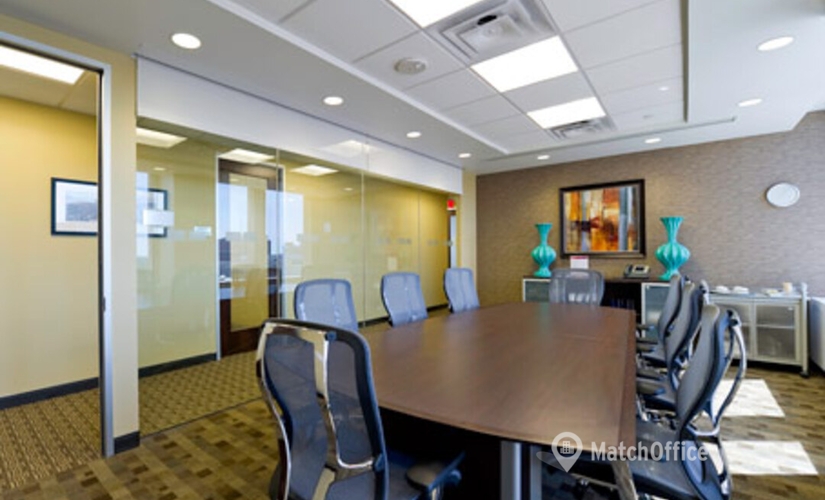 1076 m² Conference room in Clayton, MO, 7733 Forsyth Boulevard (63105) - 3 | MatchOffice