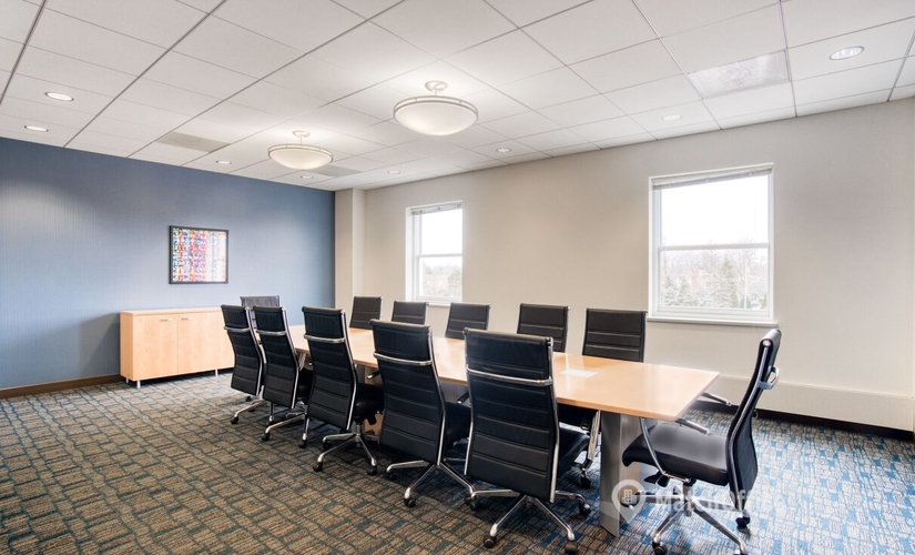 2691 m² Coworking space  in Park Ridge, IL, 350 S. Northwest Highway (60068) - 0 | MatchOffice