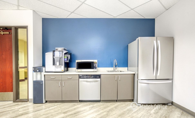 2691 m² Business space in Clackamas, OR, 10121 SE Sunnyside Rd (97015) - 1 | MatchOffice