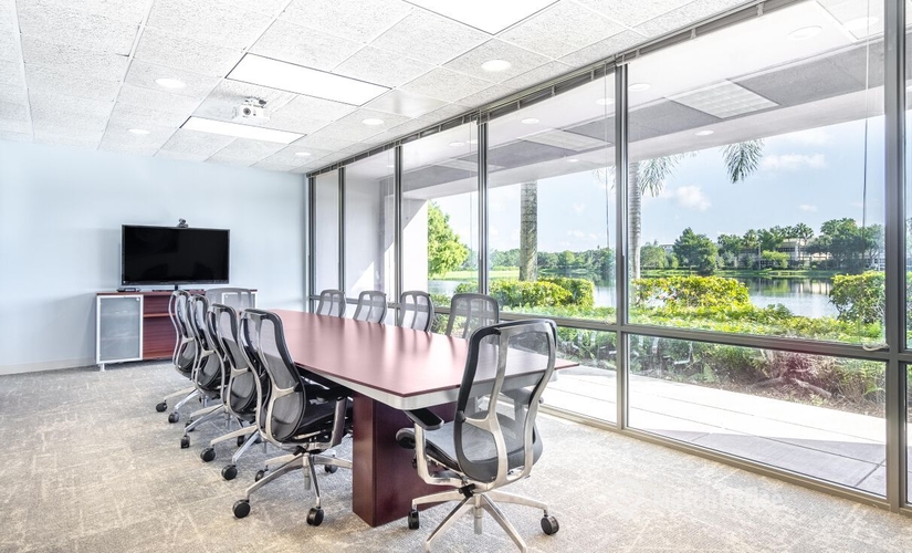 2691 m² Business space in Plantation, FL, 8201 Peters Road (33324) - 2 | MatchOffice