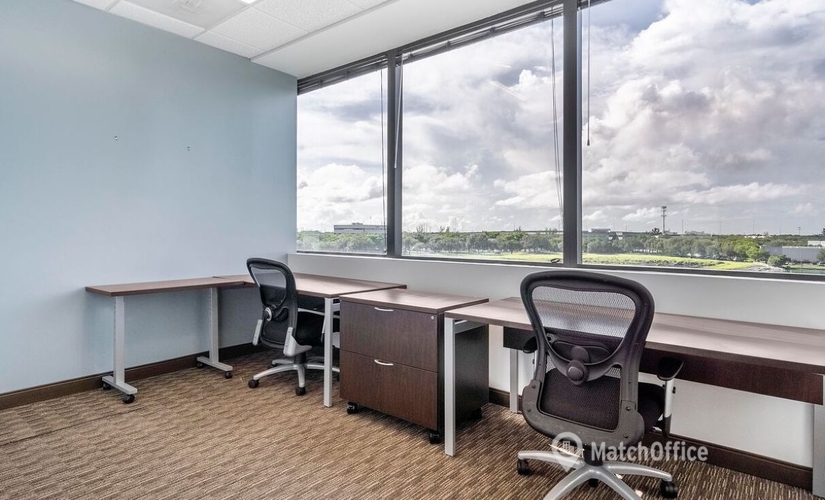 2691 m² Shared office  in Miami, FL, 7900 Oak Lane (33016) - 2 | MatchOffice.com