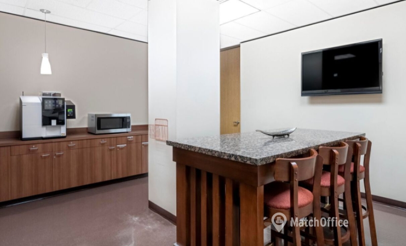 2691 m² Business park in San Antonio, TX, 700 N St Mary's Street (78205) - 4 | MatchOffice