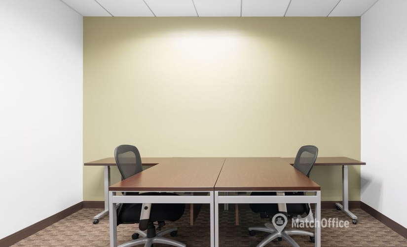 Virtual office in Lake Forest, IL, 100 S. Saunders Road (60045) - 1 | MatchOffice.com