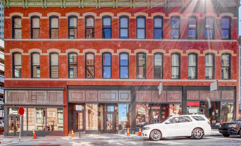 2691 m² Business space in Kansas City, KS, 107 W. 9th Street (64105) - 2 | MatchOffice.com