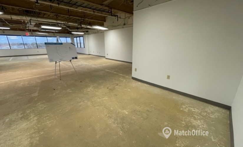 3374 m² Commercial office for rent in Chesapeake, VA, Greenbrier Circle 870, 23320 - 0 | MatchOffice