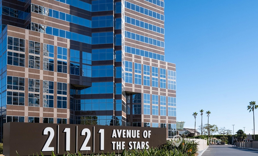 14500 m² Business center in Century City, CA, 2121 Avenue of the Stars (90067) - 0 | MatchOffice.com