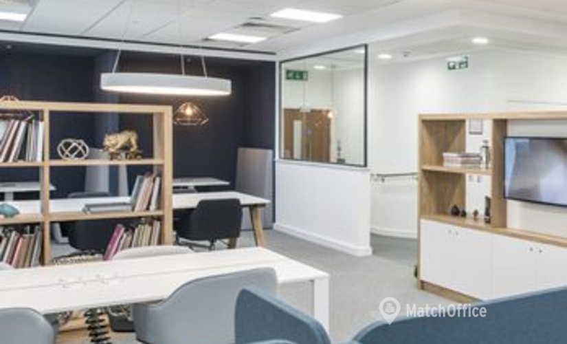 2691 m² Business space in Bellevue, WA, 11820 Northup Way (98005) - 1 | MatchOffice