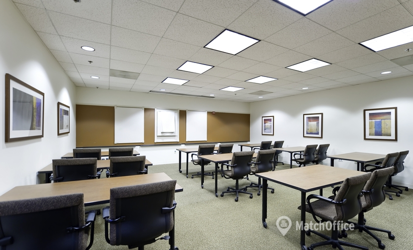 Virtual office space in Kansas City, KS, 2300 Main Street  (64108) - 4 | MatchOffice.com