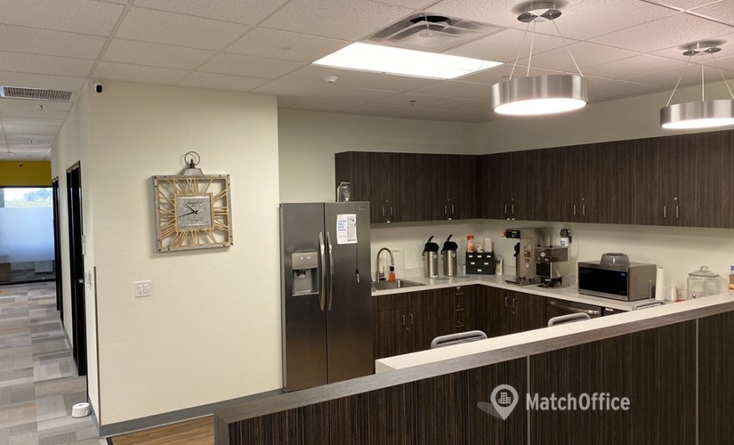 3229 m² Business center in Phoenix, AZ, 4435 E. Chandler Blvd. Suite 200  (85048) - 2 | MatchOffice