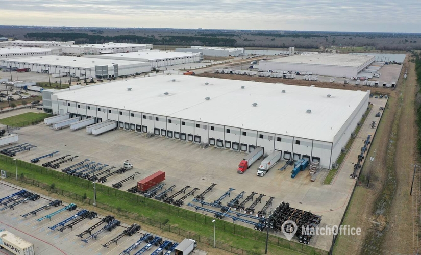 269 m² Conference center in Houston Southwest, TX, 10535 Red Bluff Rd (77507) - 2 | MatchOffice.com